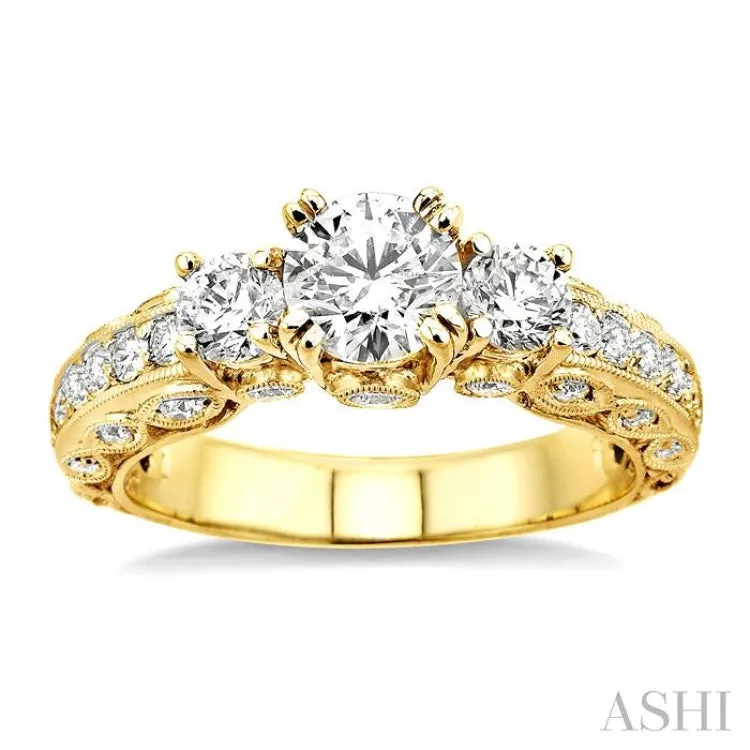 1 1/4 Ctw Diamond Engagement Ring with 1/2 Ct Round Cut Center Stone in 14K Yellow Gold