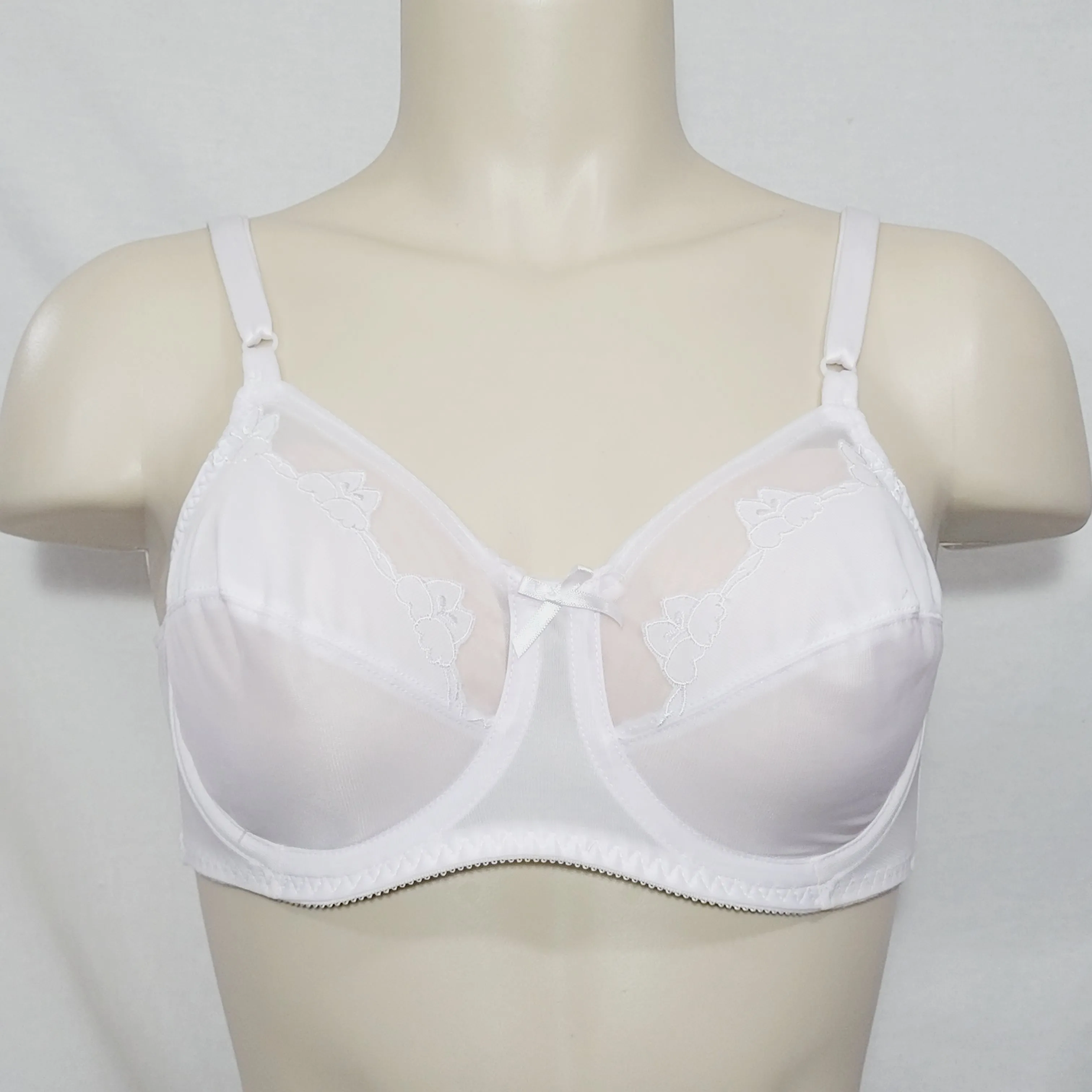 Bali 180 0180 Flower Underwire Bra 36DDD White NEW WITH TAGS