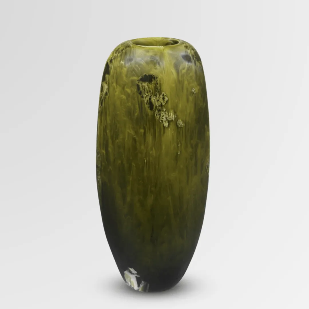 Bold Skipping Stone Vase